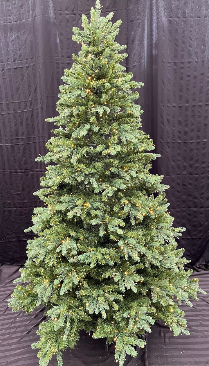7.5' Cumberland Pre-Lit Micro LED Christmas Tree